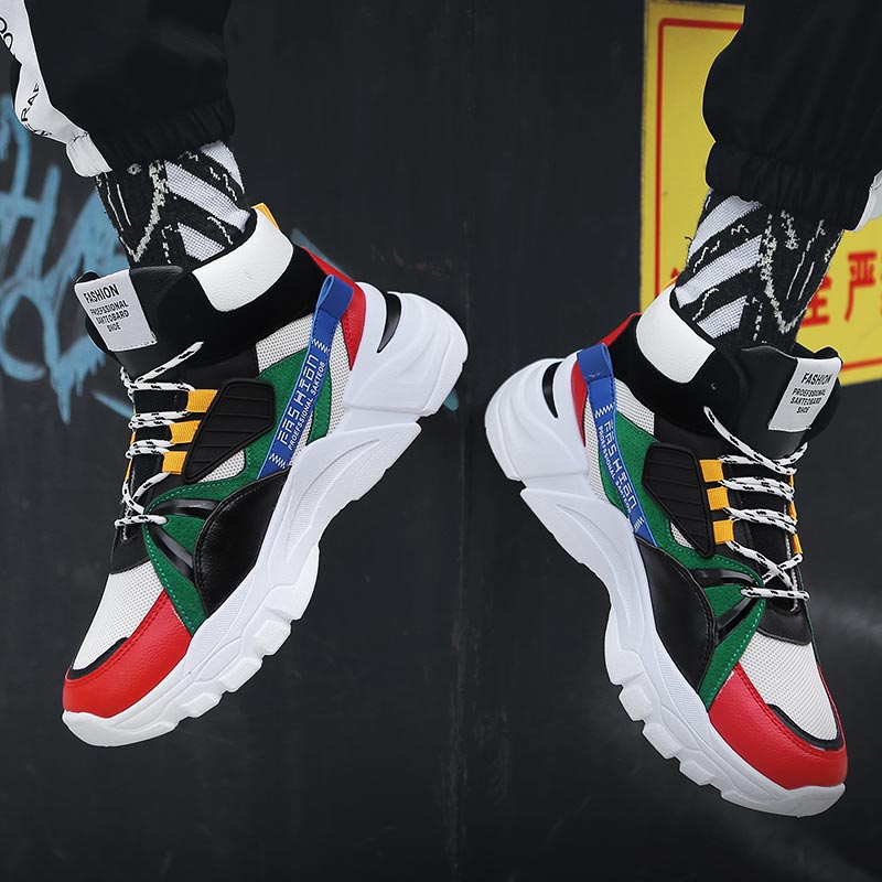 Hightop di trasporto degli uom - Luxury Lifestyle Lounge recensione e prezzo